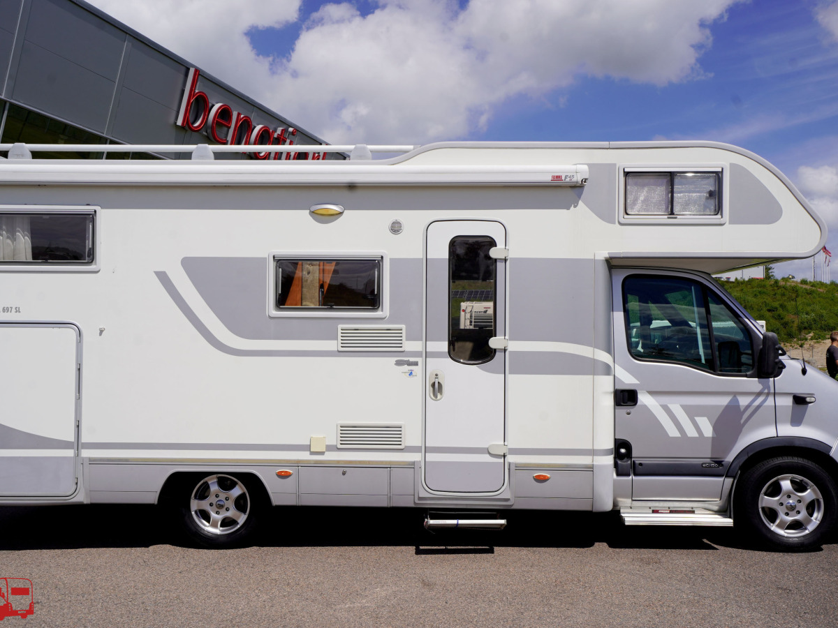 Adria Izola 697 SL Långbäddar Renoveringsobjekt, bild 24 av 42