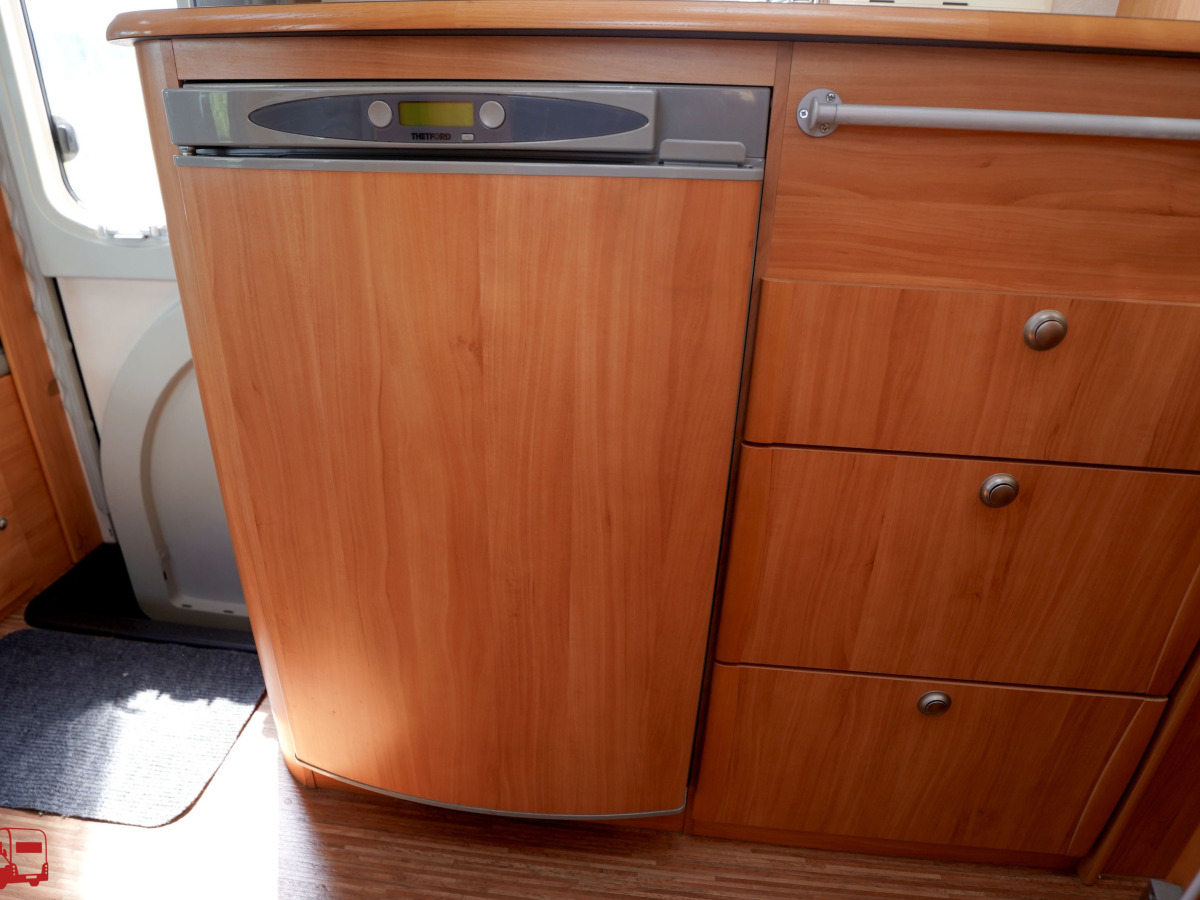 Adria Izola 697 SL Långbäddar Renoveringsobjekt, bild 31 av 42
