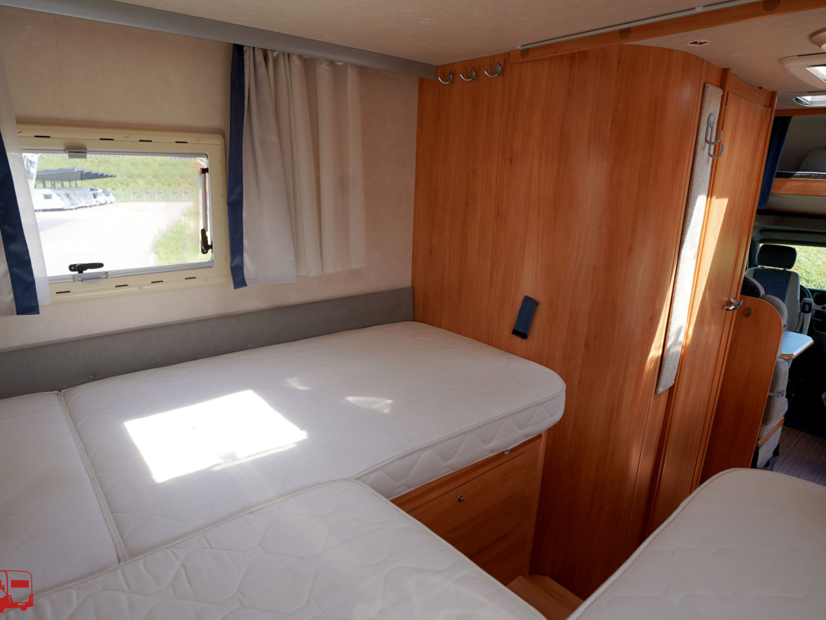 Adria Izola 697 SL Långbäddar Renoveringsobjekt, bild 34 av 42