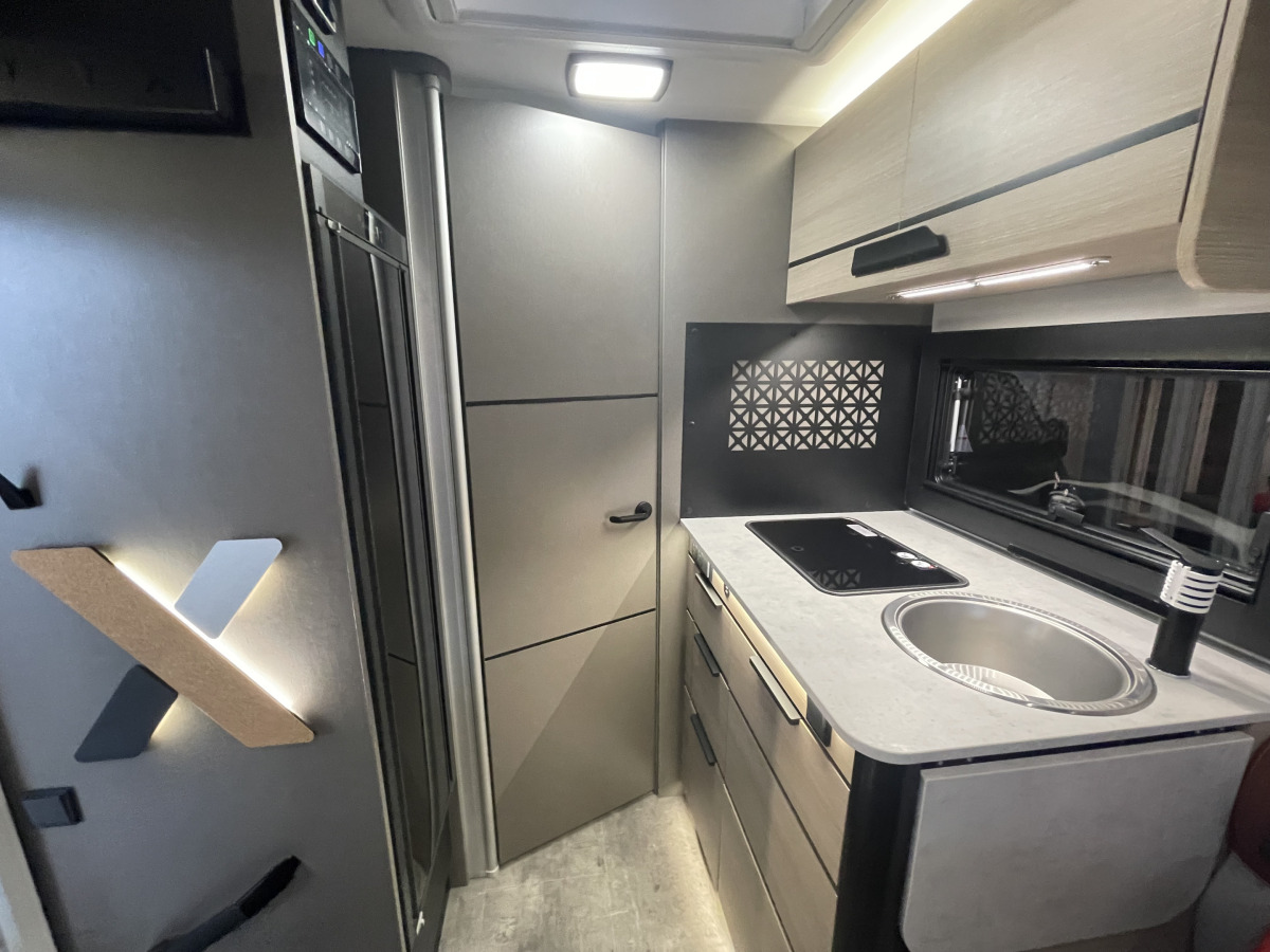 Caravelair Alba 400, bild 3 av 10