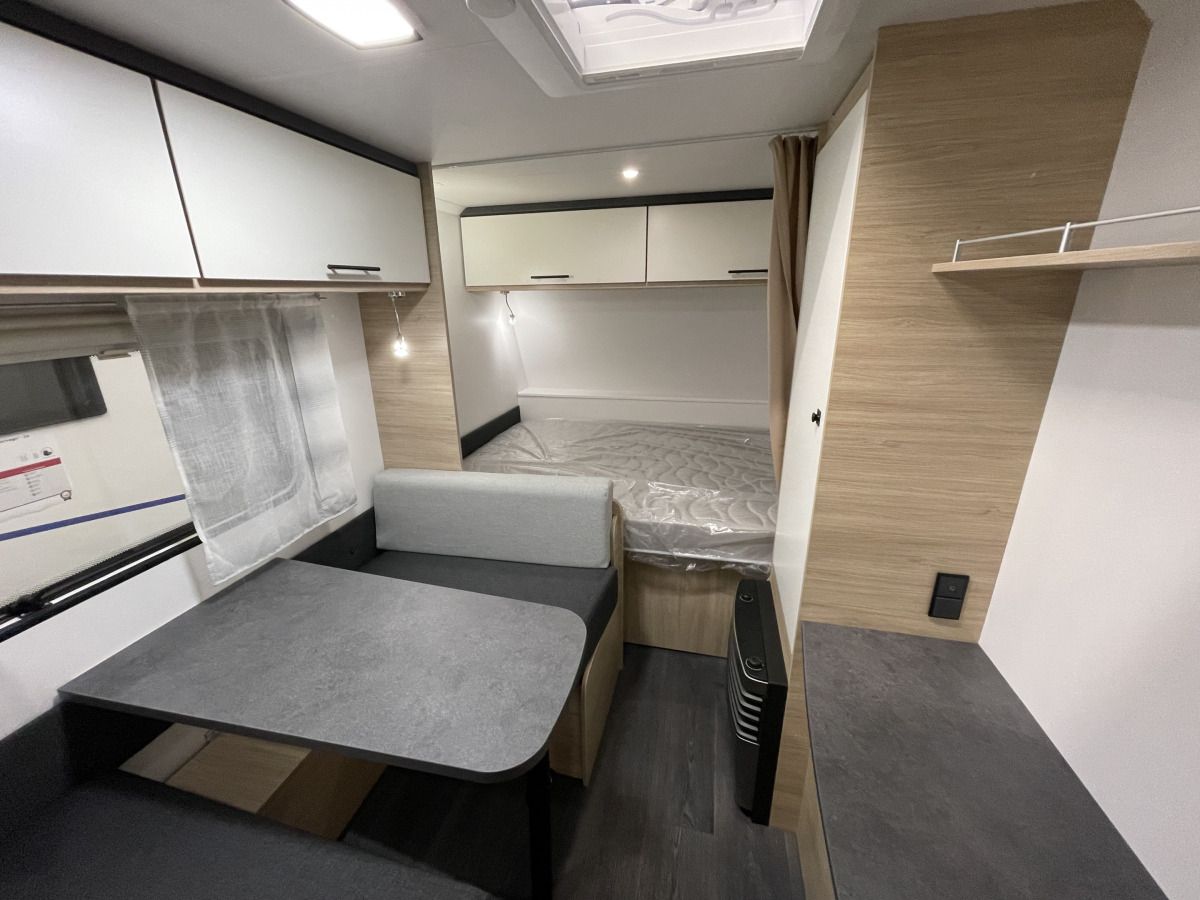 Caravelair Alba 400, bild 4 av 10