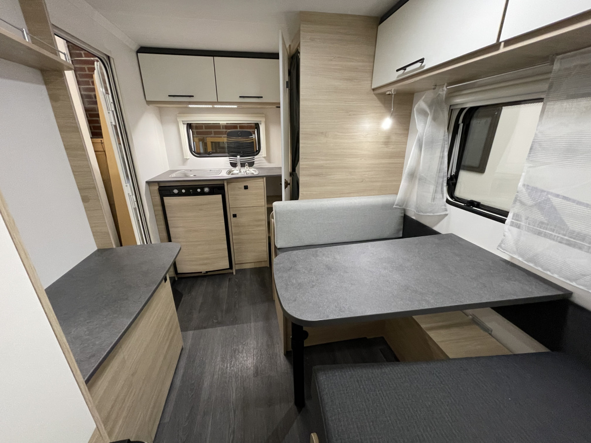 Caravelair Alba 400, bild 6 av 10