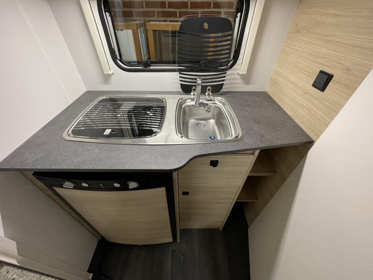 Caravelair Alba 400, bild 7 av 10