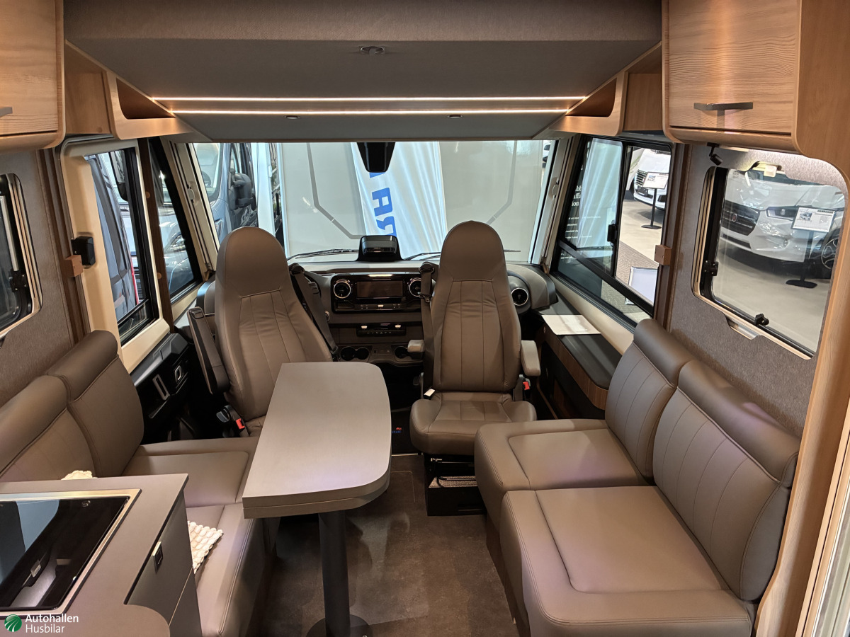 Eura Mobil Integra Line 726 EF Mercedes GT/ DEMO - Extra Öppet Lördag o Söndag, bild 18 av 25