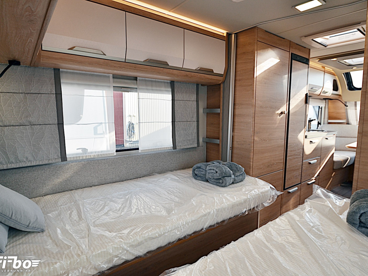 Knaus 540 UE Südwind 60 Years, Långbäddar, bild 15 av 23