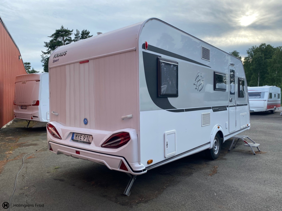 Knaus Sudwind 540 ue långbäddar, bild 2 av 19