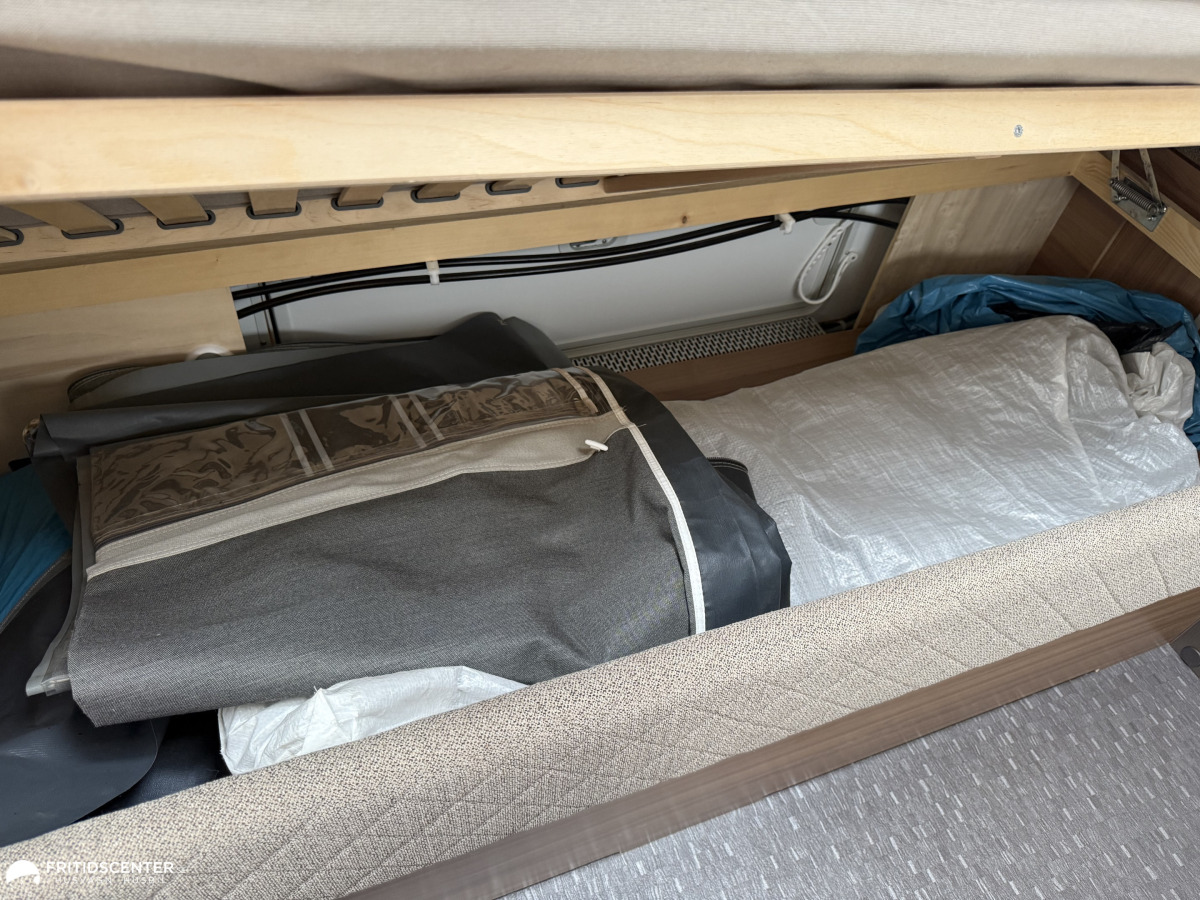Adria ALPINA 753 HT *ALDE Värme/ Mover / Tält*, bild 37 av 38