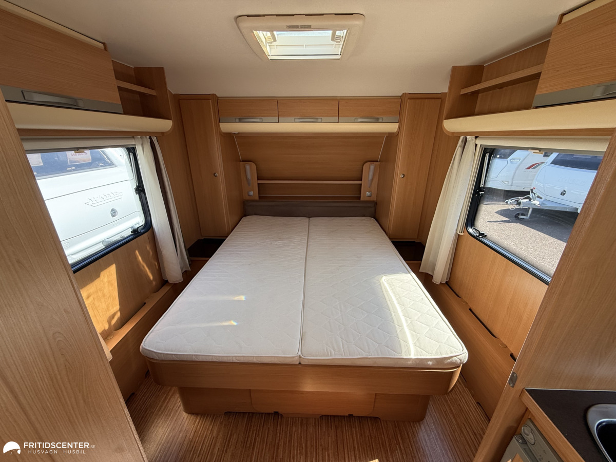 Adria Adora 563 PU *Alde Värme / Queensbed*, bild 10 av 25