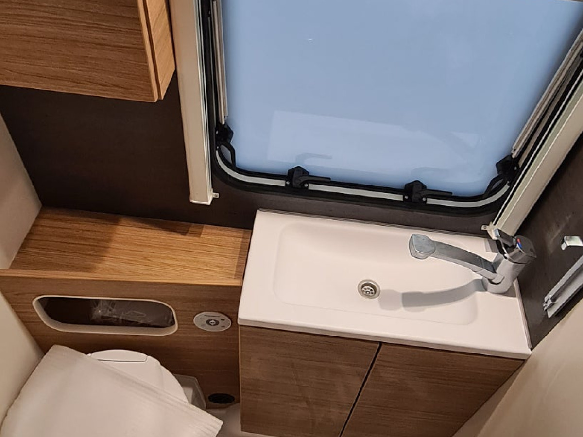 Weinsberg 480 EU CaraOne Edition Hot Golvvärme, bild 6 av 7
