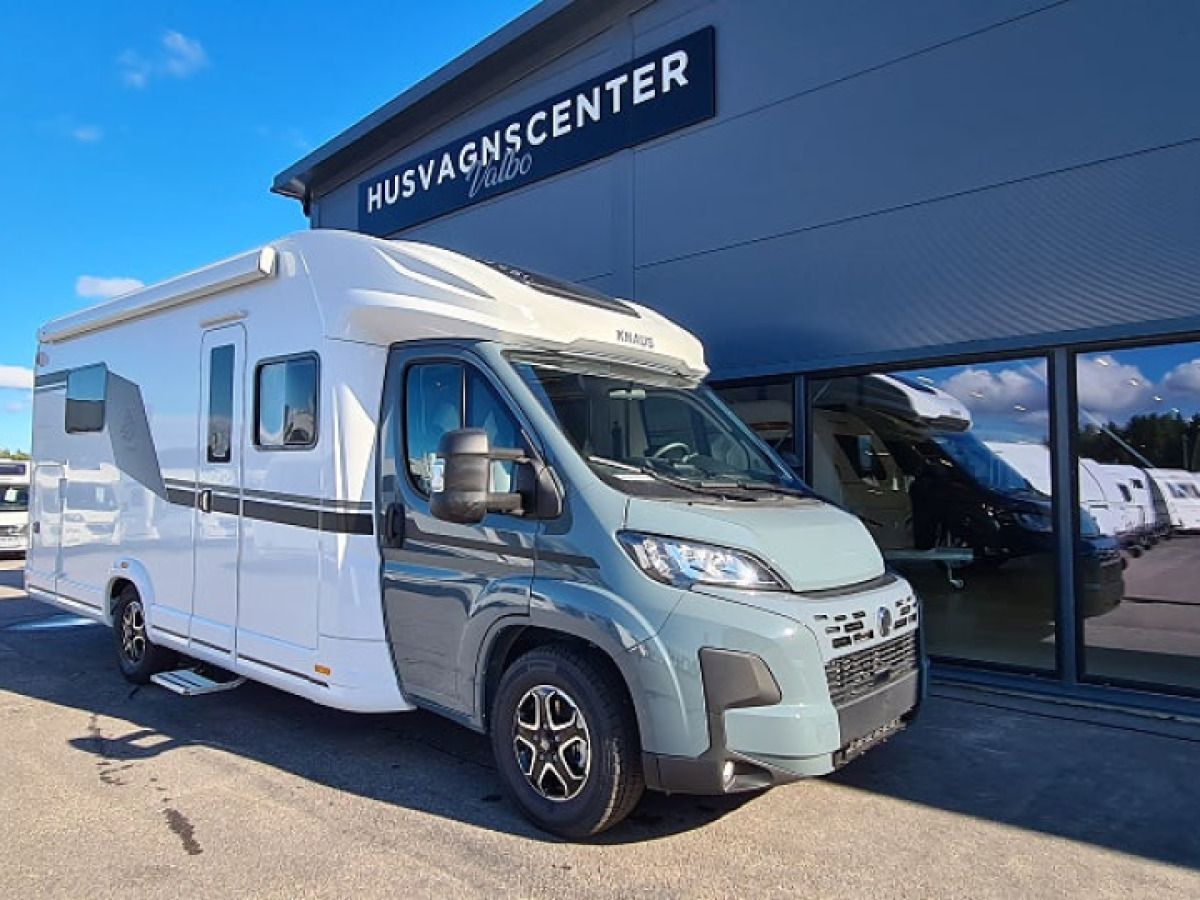 Knaus 700 DX Live Wave Dieselvärme Backkamera, bild 1 av 16