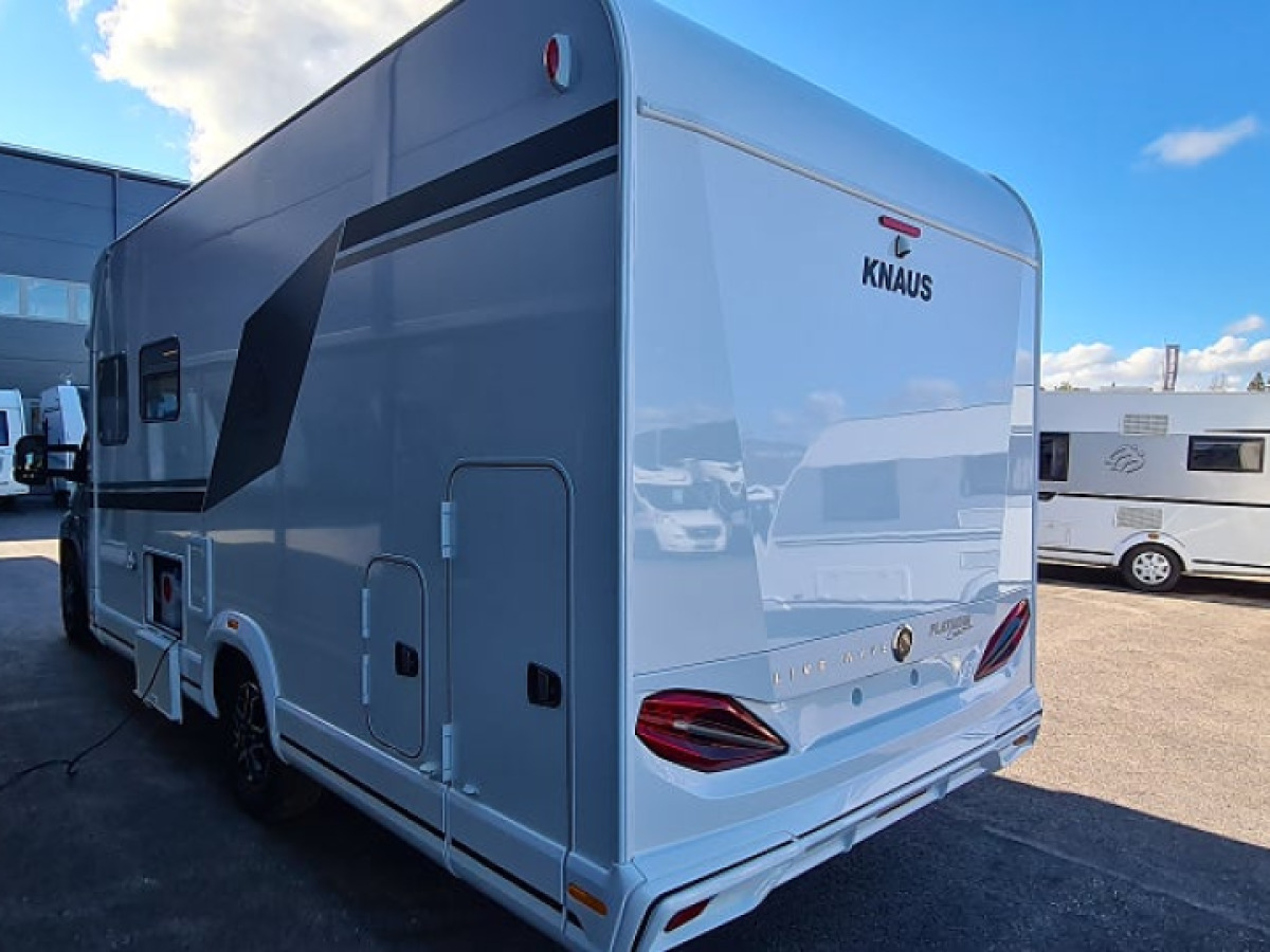 Knaus 700 DX Live Wave Dieselvärme Backkamera, bild 3 av 16