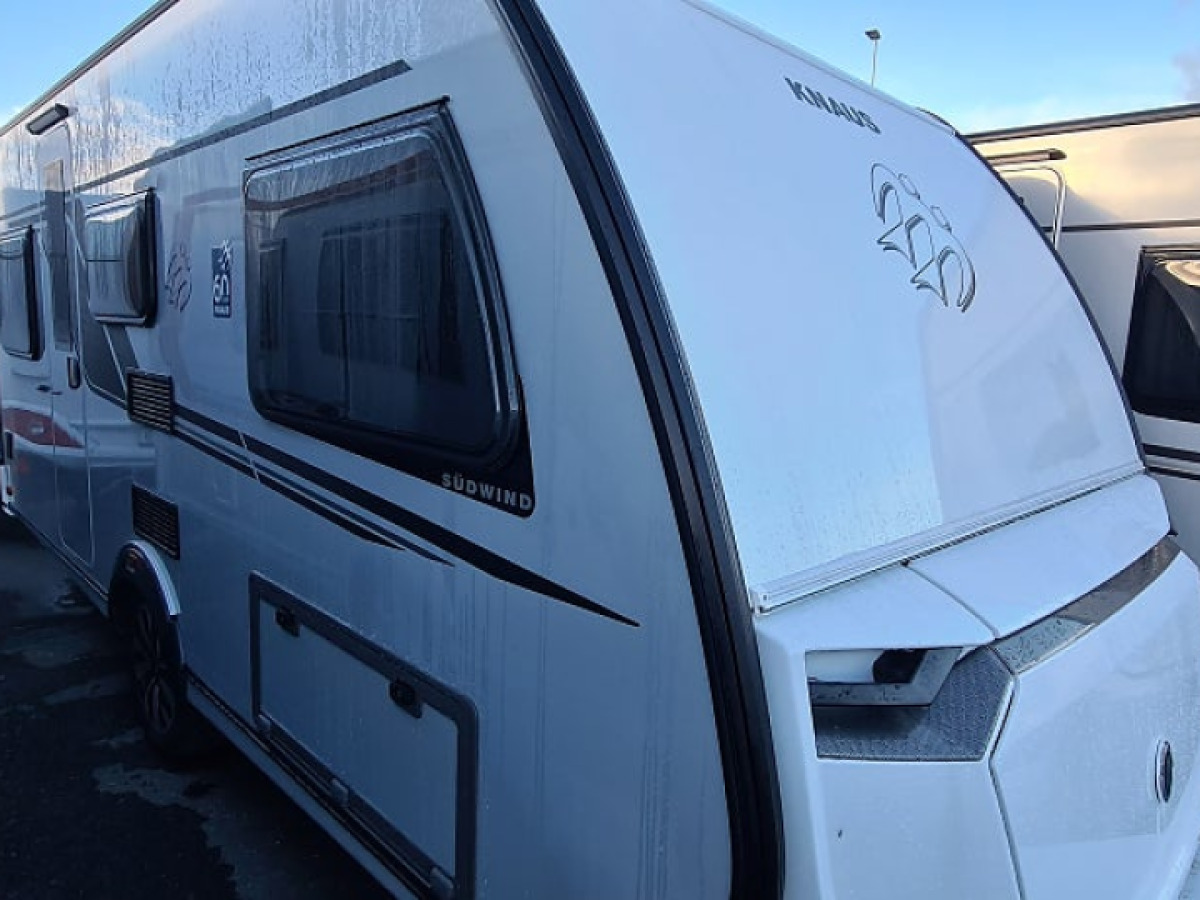 Knaus 460 EU Golvvärme, bild 2 av 6