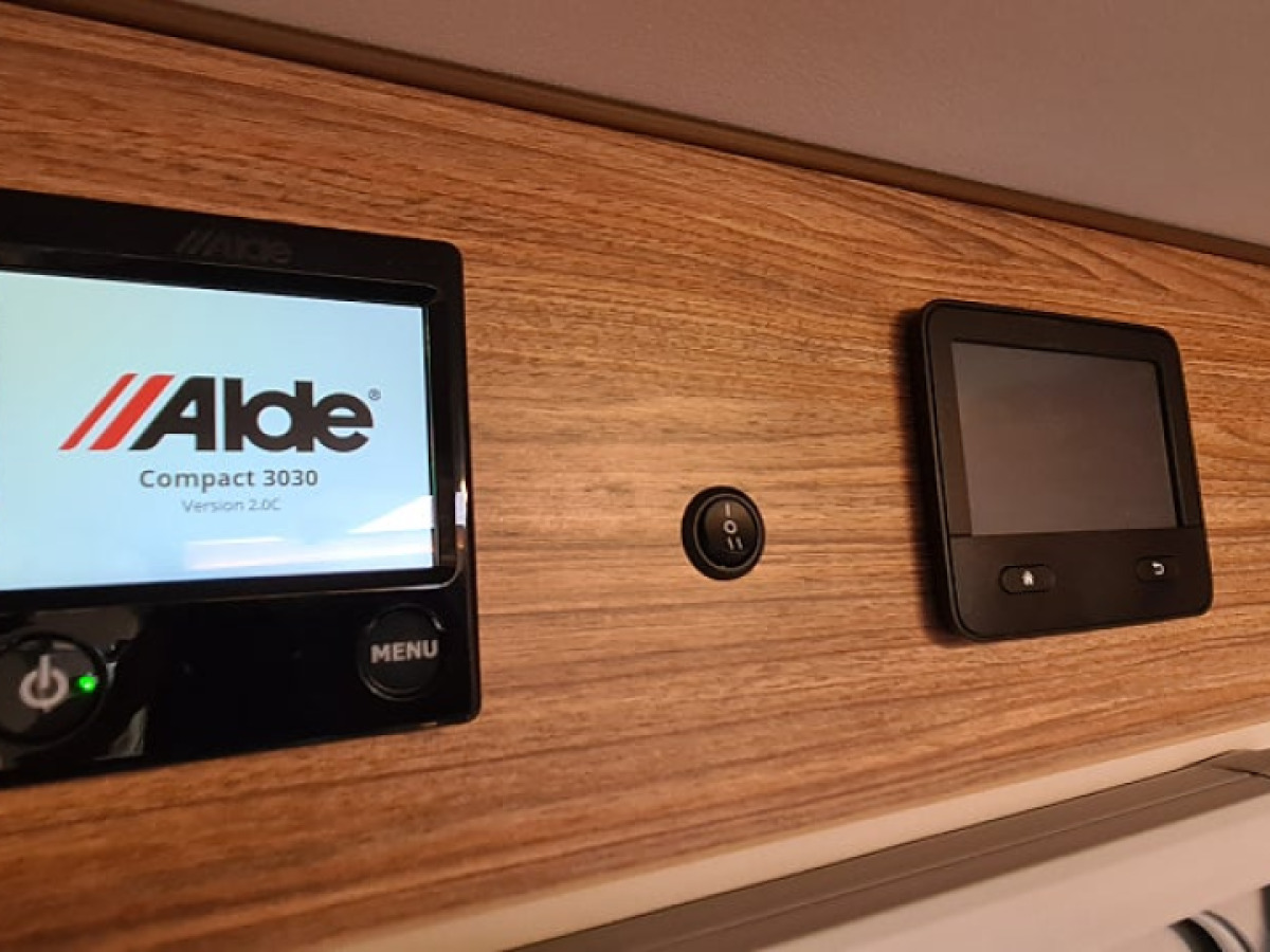 Weinsberg 650 MEG CaraCore Alde Multimedia pkt, bild 15 av 15