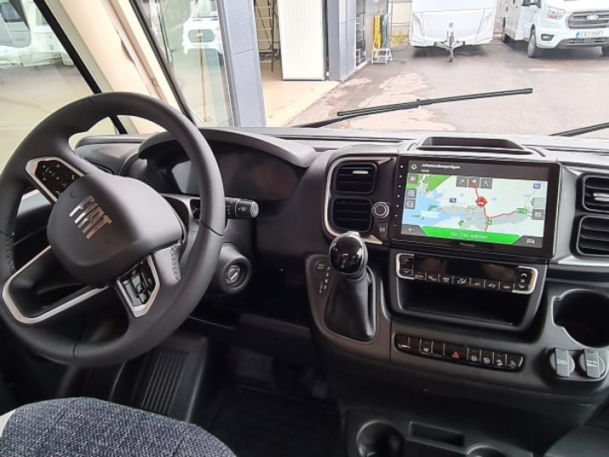 Weinsberg 650 MF CaraCore Alde Multimedia pkt, bild 8 av 16