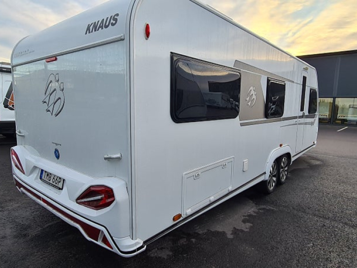 Knaus 650 UDF Scandinavian Selection Alde Solceller, bild 2 av 8