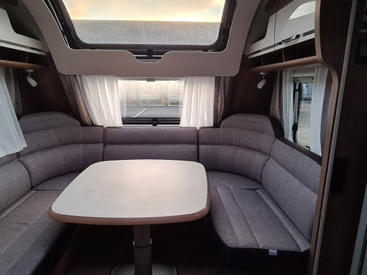 Knaus 650 UDF Scandinavian Selection Alde Solceller, bild 3 av 8