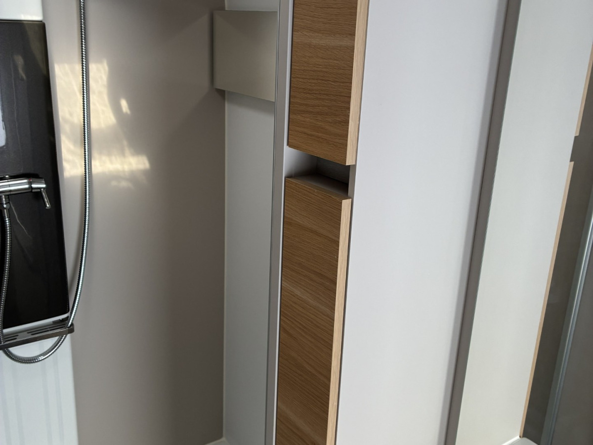 Adria ADORA 613 UT, bild 13 av 16