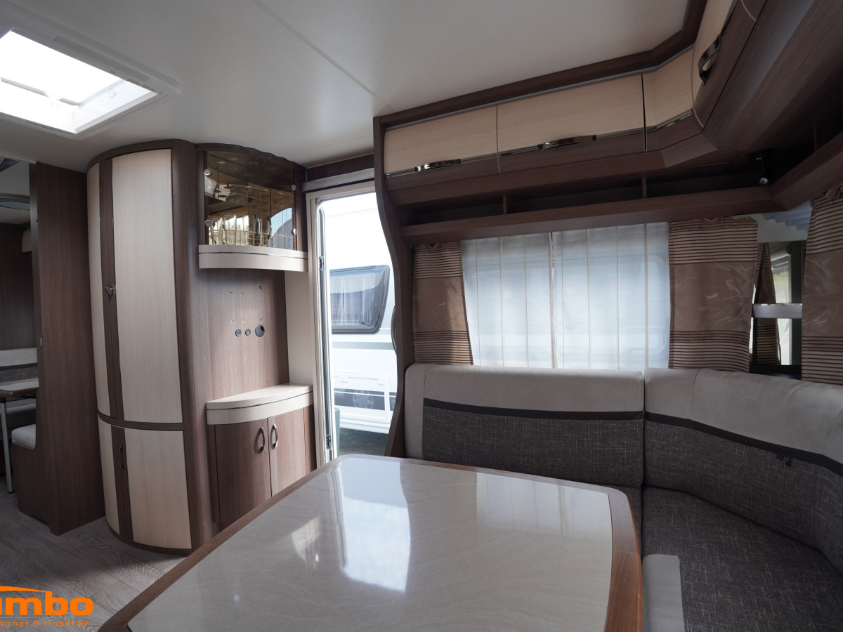 Hobby 720 UKFE PRESTIGE Alde Förtält AC,, bild 5 av 20