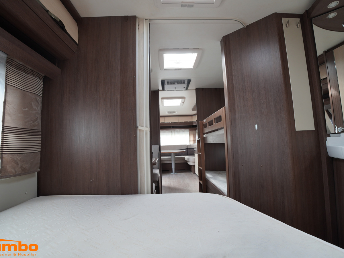 Hobby 720 UKFE PRESTIGE Alde Förtält AC,, bild 14 av 20