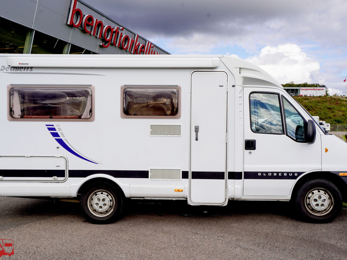 Dethleffs Globebus 3 Stor sittgrupp Under 6 meter, bild 2 av 31