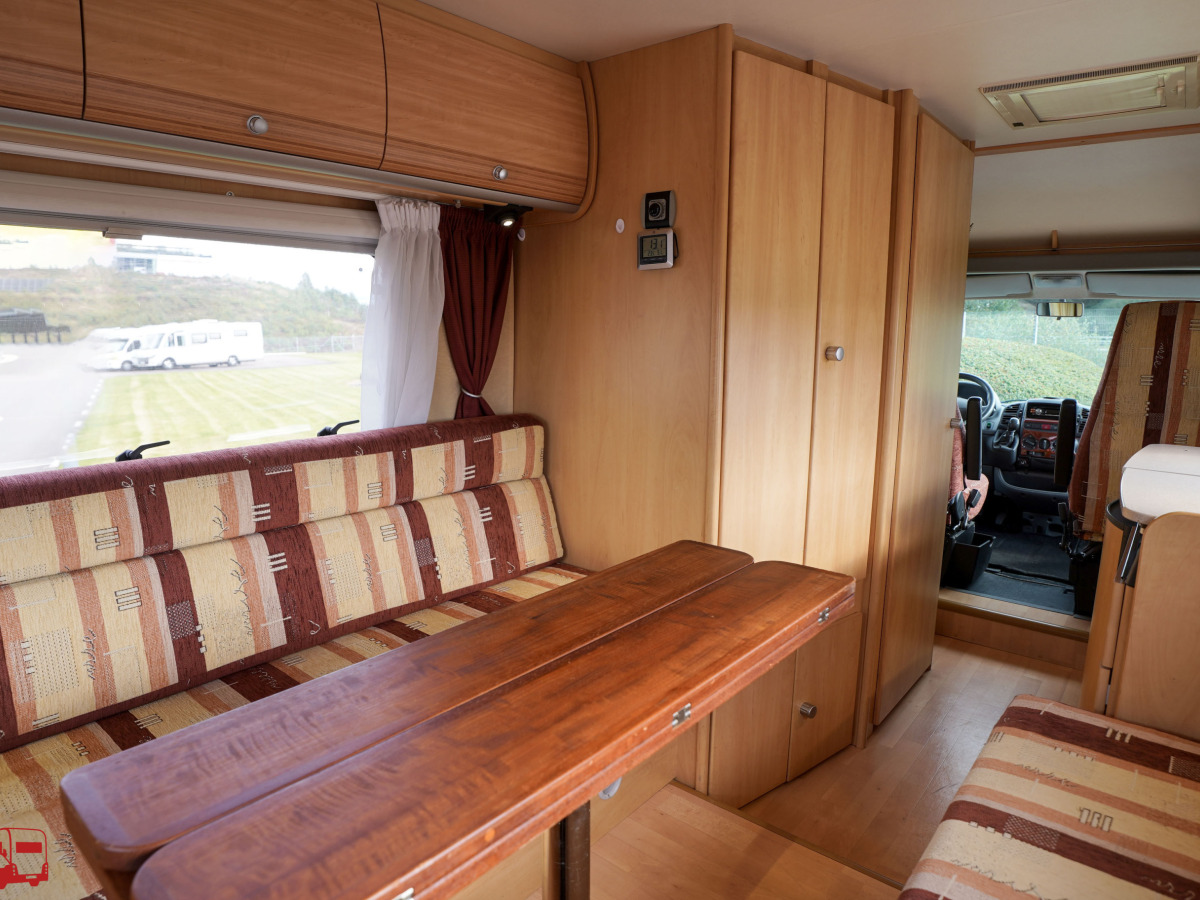 Dethleffs Globebus 3 Stor sittgrupp Under 6 meter, bild 6 av 31