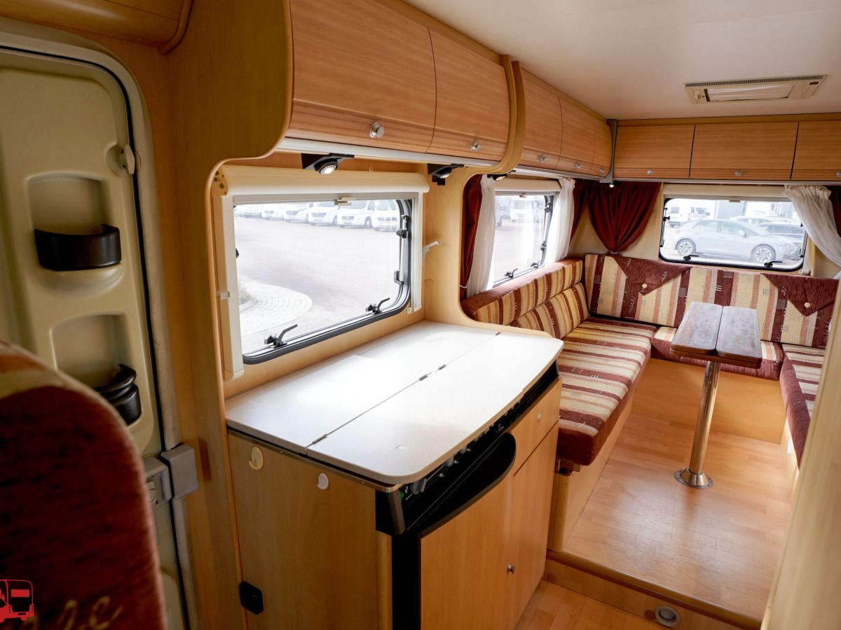 Dethleffs Globebus 3 Stor sittgrupp Under 6 meter, bild 16 av 31