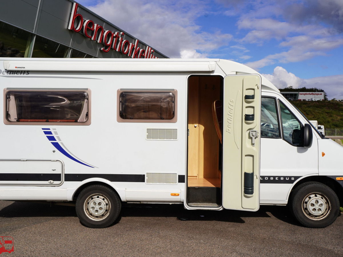 Dethleffs Globebus 3 Stor sittgrupp Under 6 meter, bild 27 av 31