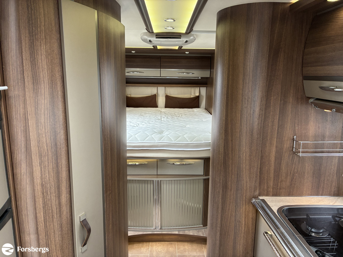 Bürstner I 800 Elegance / Automat, Kamkedja, AC, Drag, bild 12 av 35