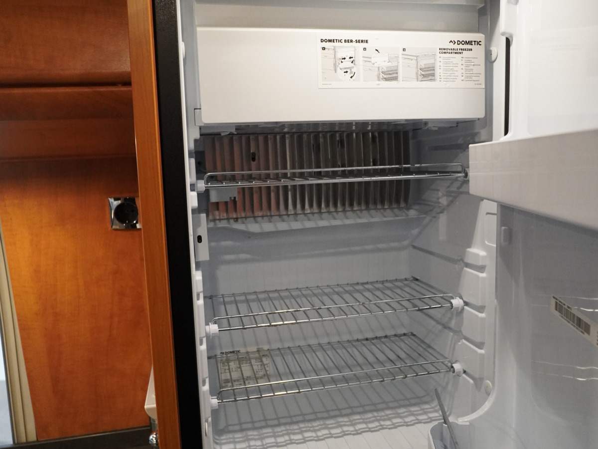 Malibu VAN 600 DB Automat 150hk Dieselpanna, bild 10 av 18