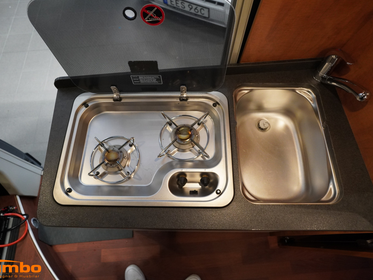 Malibu VAN 600 DB Automat 150hk Dieselpanna, bild 8 av 18