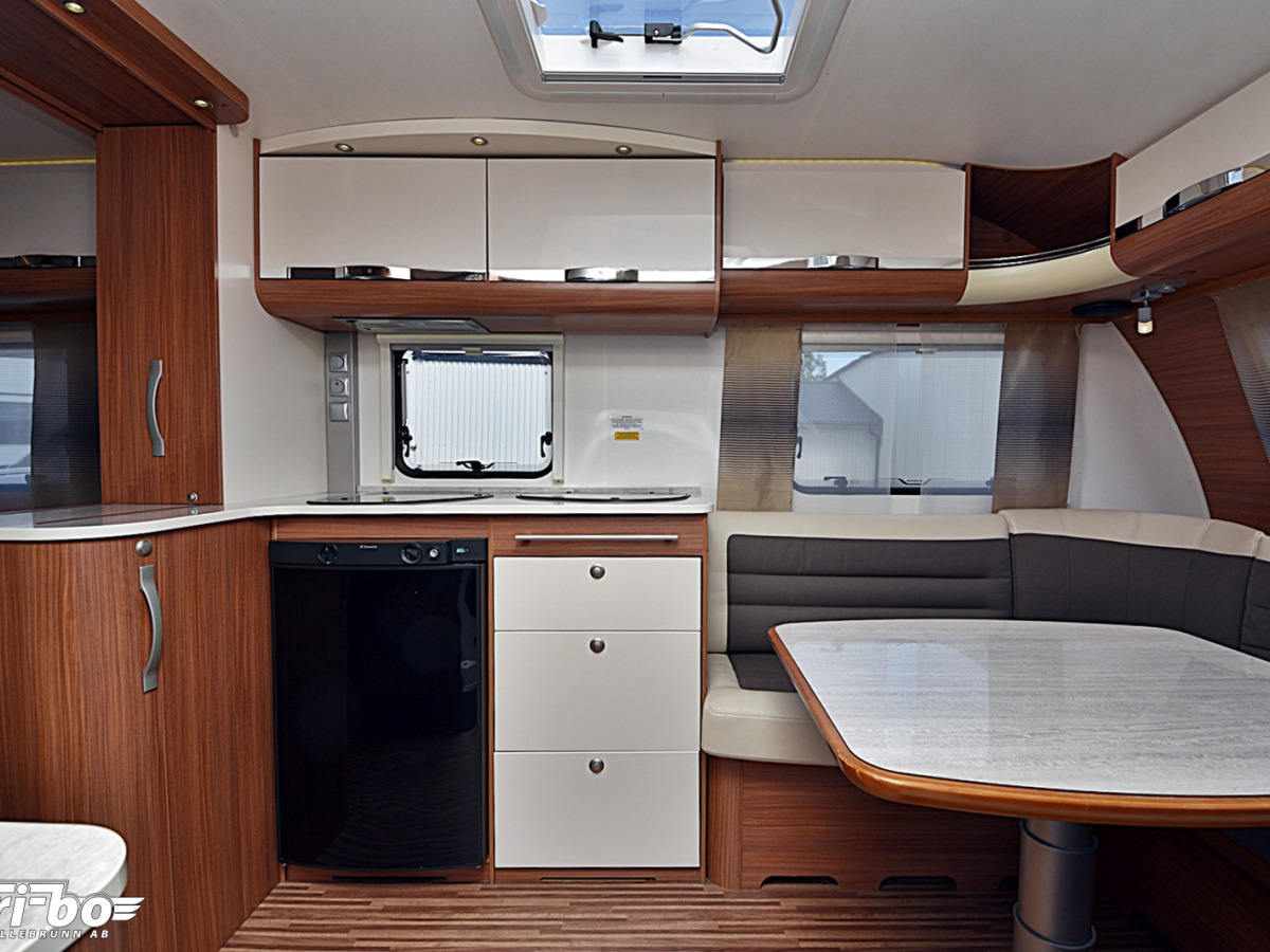 Adria 512 UP Adora, Dubbelbädd, bild 4 av 24