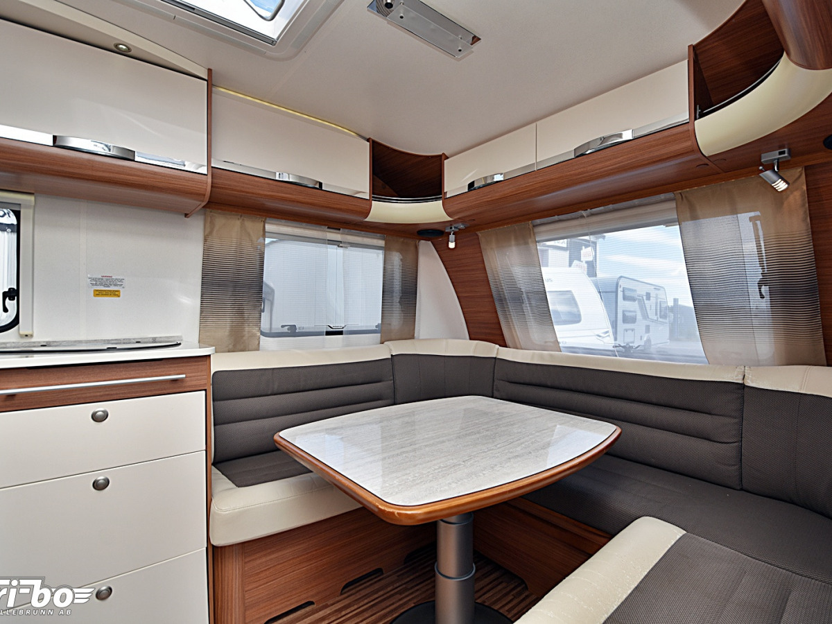 Adria 512 UP Adora, Dubbelbädd, bild 5 av 24