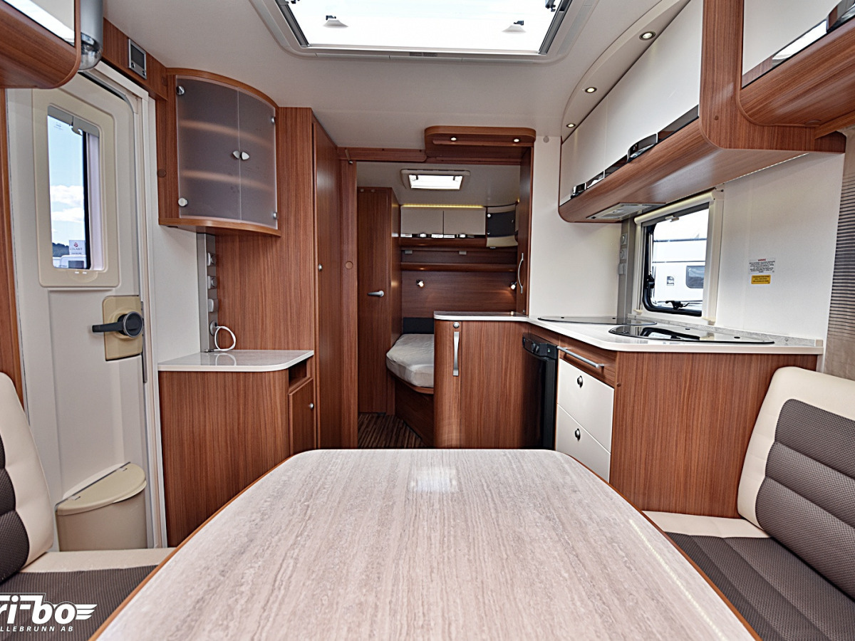 Adria 512 UP Adora, Dubbelbädd, bild 9 av 24