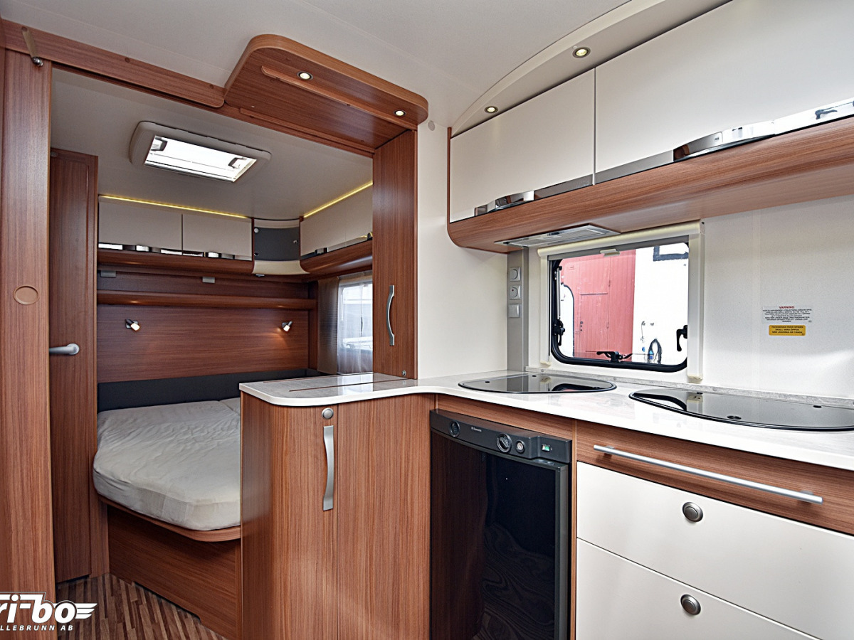 Adria 512 UP Adora, Dubbelbädd, bild 11 av 24