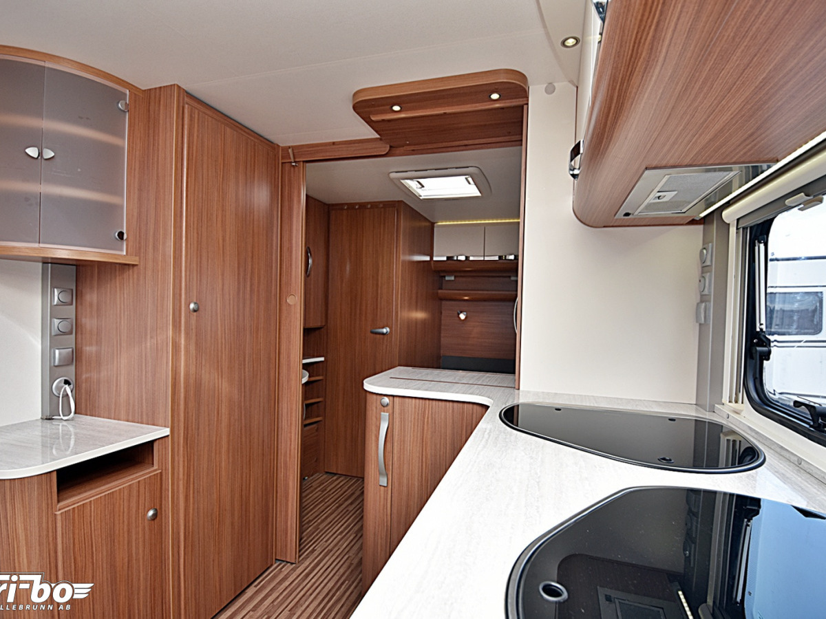 Adria 512 UP Adora, Dubbelbädd, bild 12 av 24