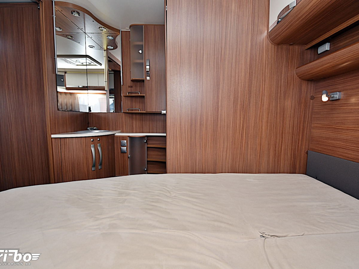 Adria 512 UP Adora, Dubbelbädd, bild 15 av 24