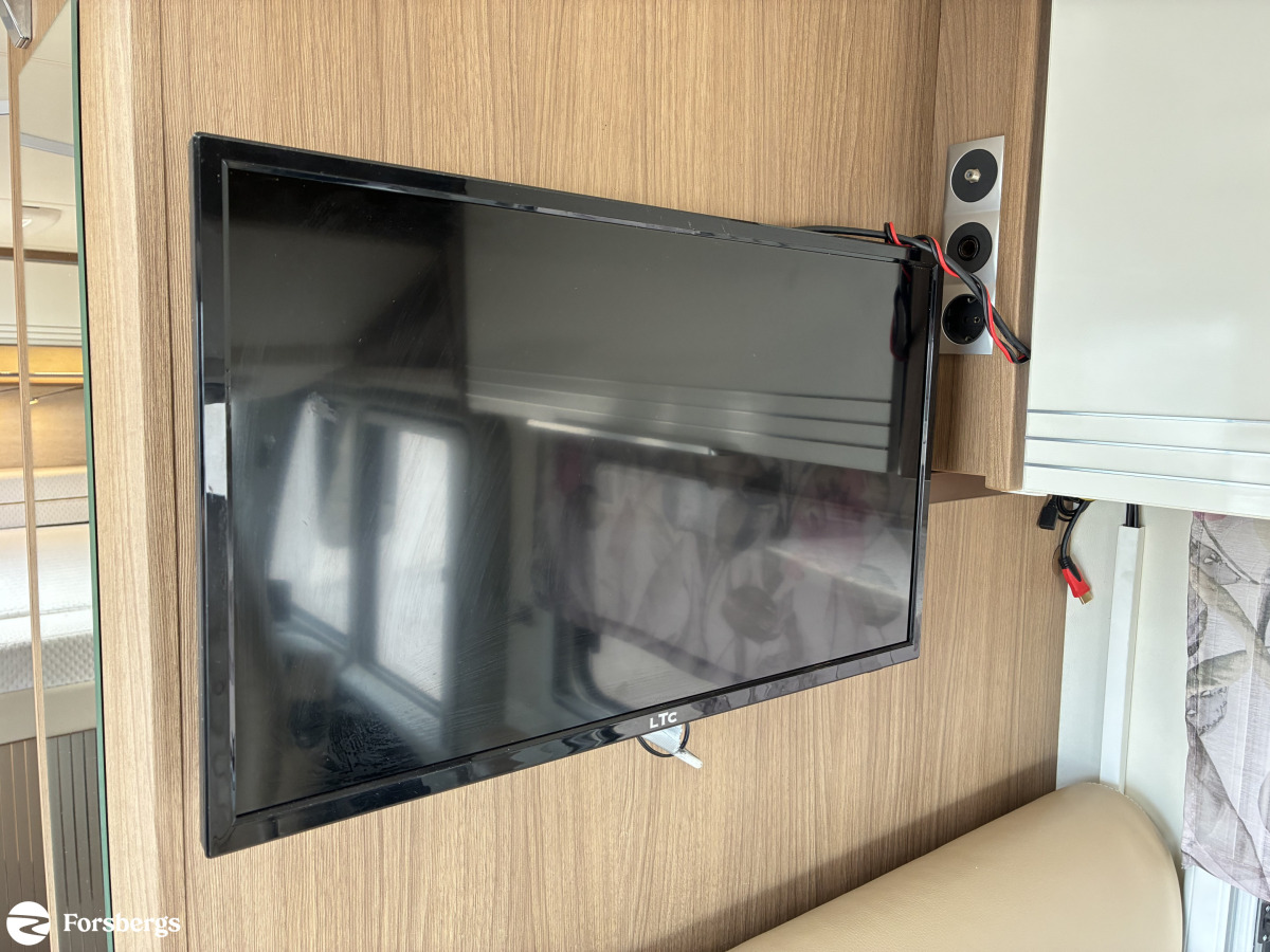 Bürstner Viseo I 720 G //Hydr-ben, Queen, Taksäng, bild 6 av 32