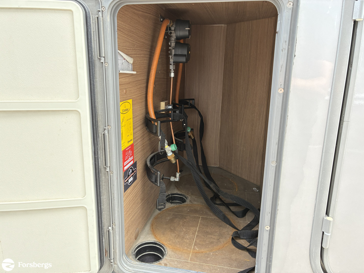 Bürstner Viseo I 720 G //Hydr-ben, Queen, Taksäng, bild 28 av 32