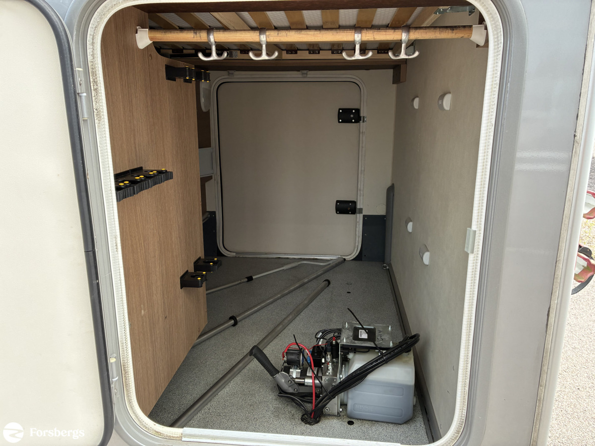 Bürstner Viseo I 720 G //Hydr-ben, Queen, Taksäng, bild 29 av 32