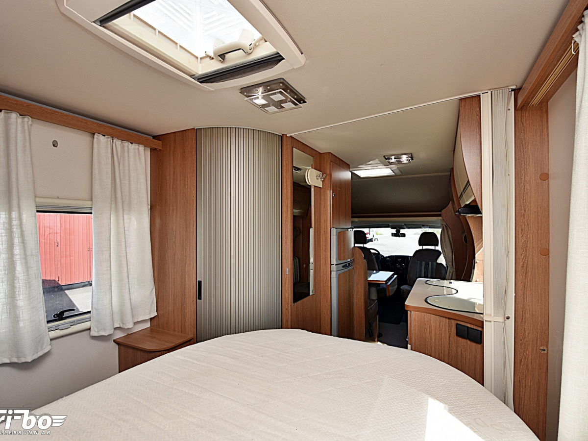 Eura Mobil 680 QB Profila Queenbed, bild 15 av 27