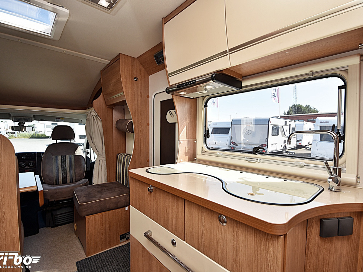 Eura Mobil 680 QB Profila Queenbed, bild 18 av 27