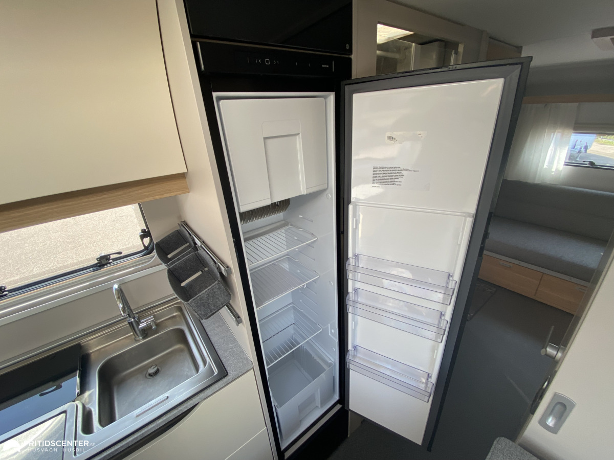 Adria Adora 673 PK *Barnkammare / Alde*, bild 9 av 18