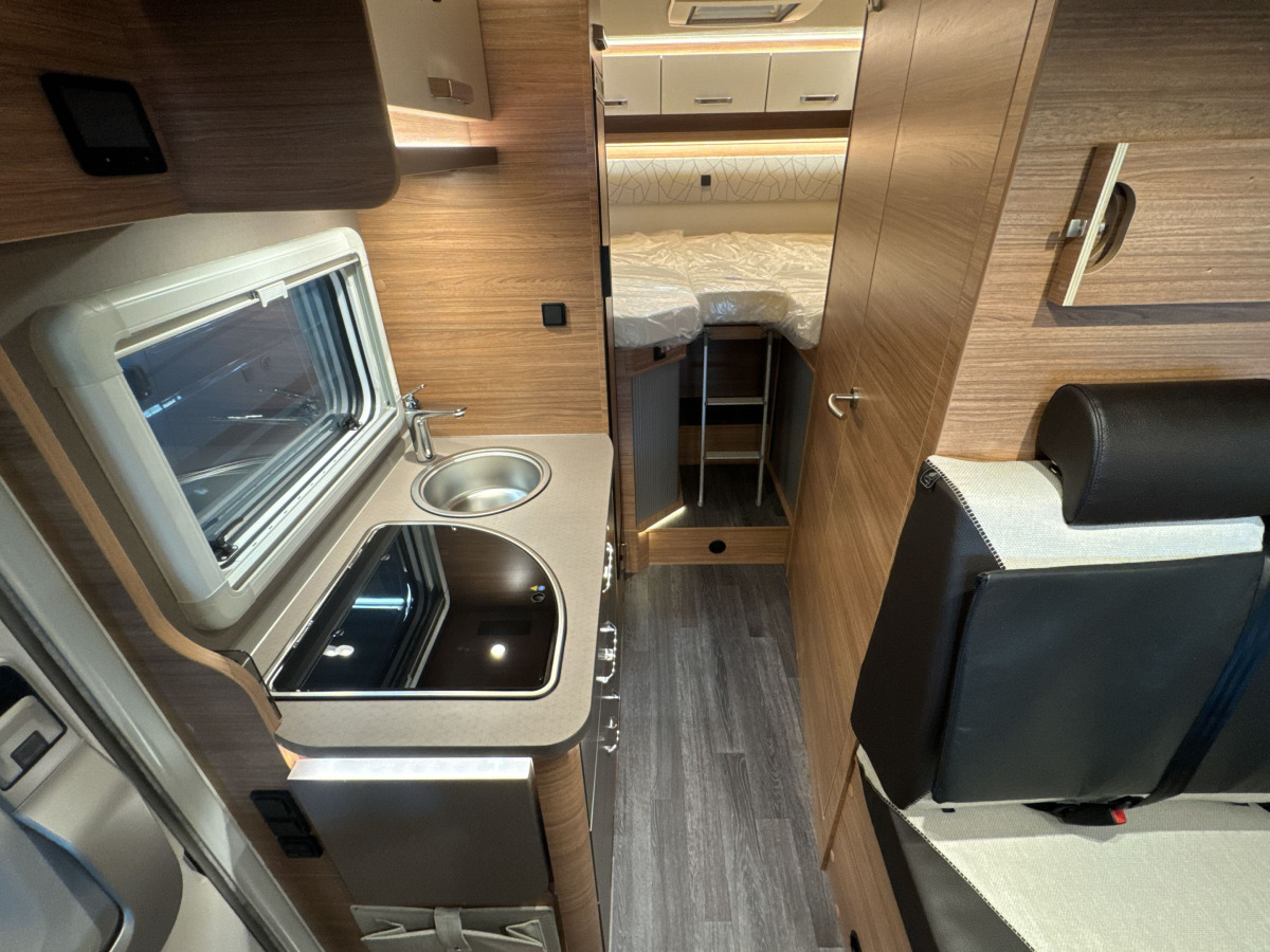 Weinsberg CaraSuite 650 MEG Edition Spicy, bild 11 av 17