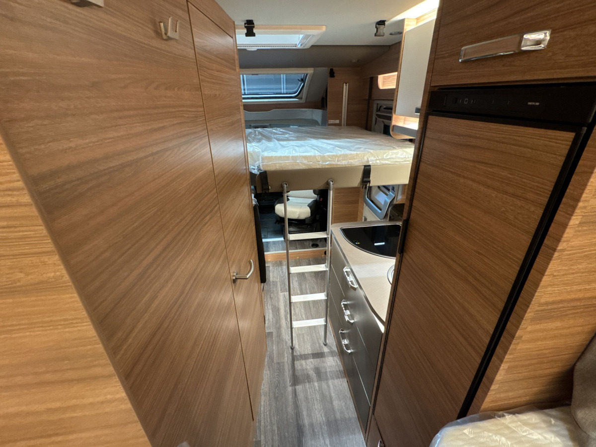 Weinsberg CaraSuite 650 MEG Edition Spicy, bild 14 av 17