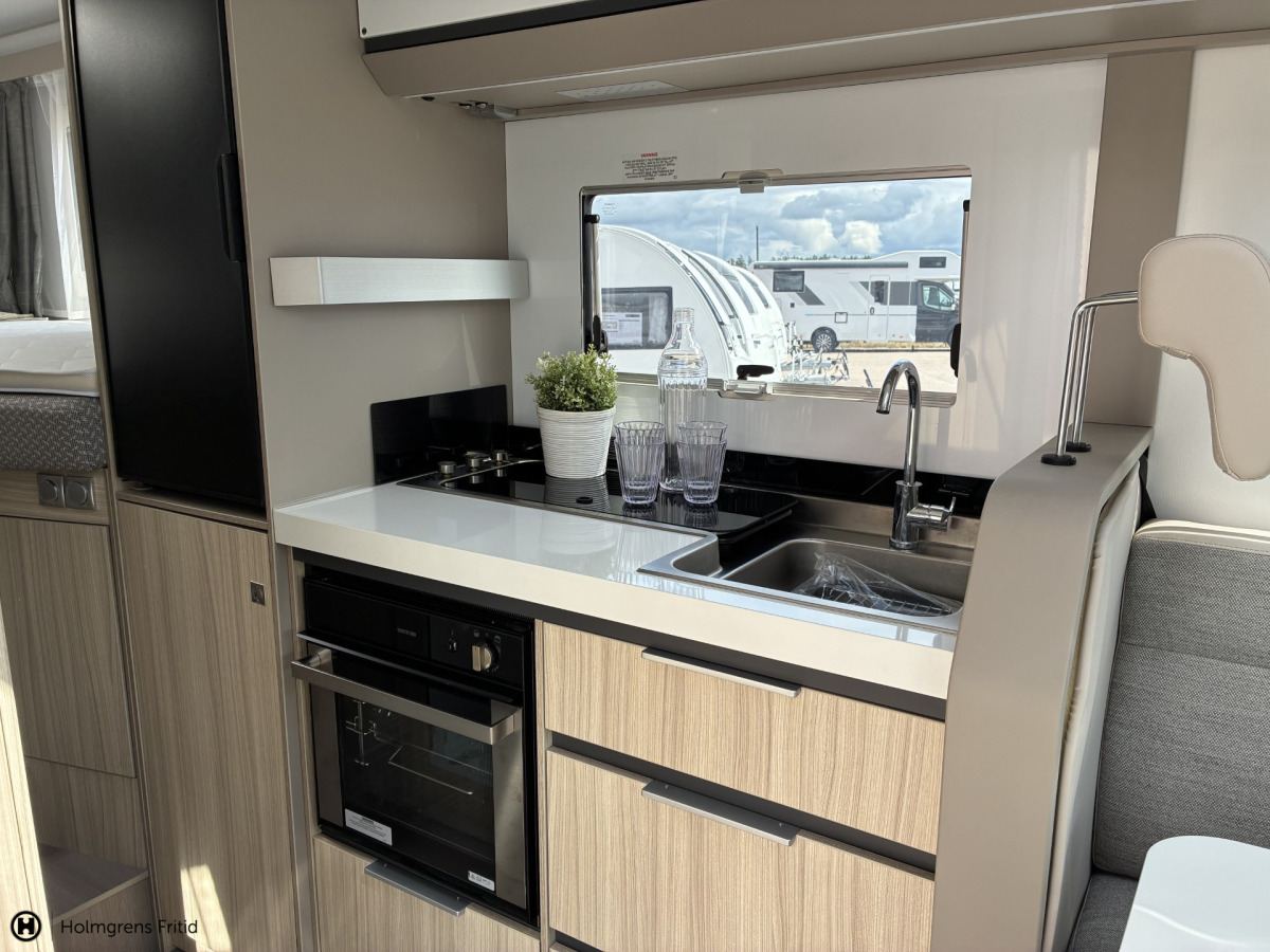 Adria COMPACT SUPREME DL, bild 12 av 19