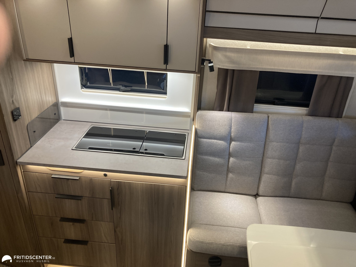 KABE Novum Compact 720 LXL / 3500 kg B -körkort, bild 8 av 18