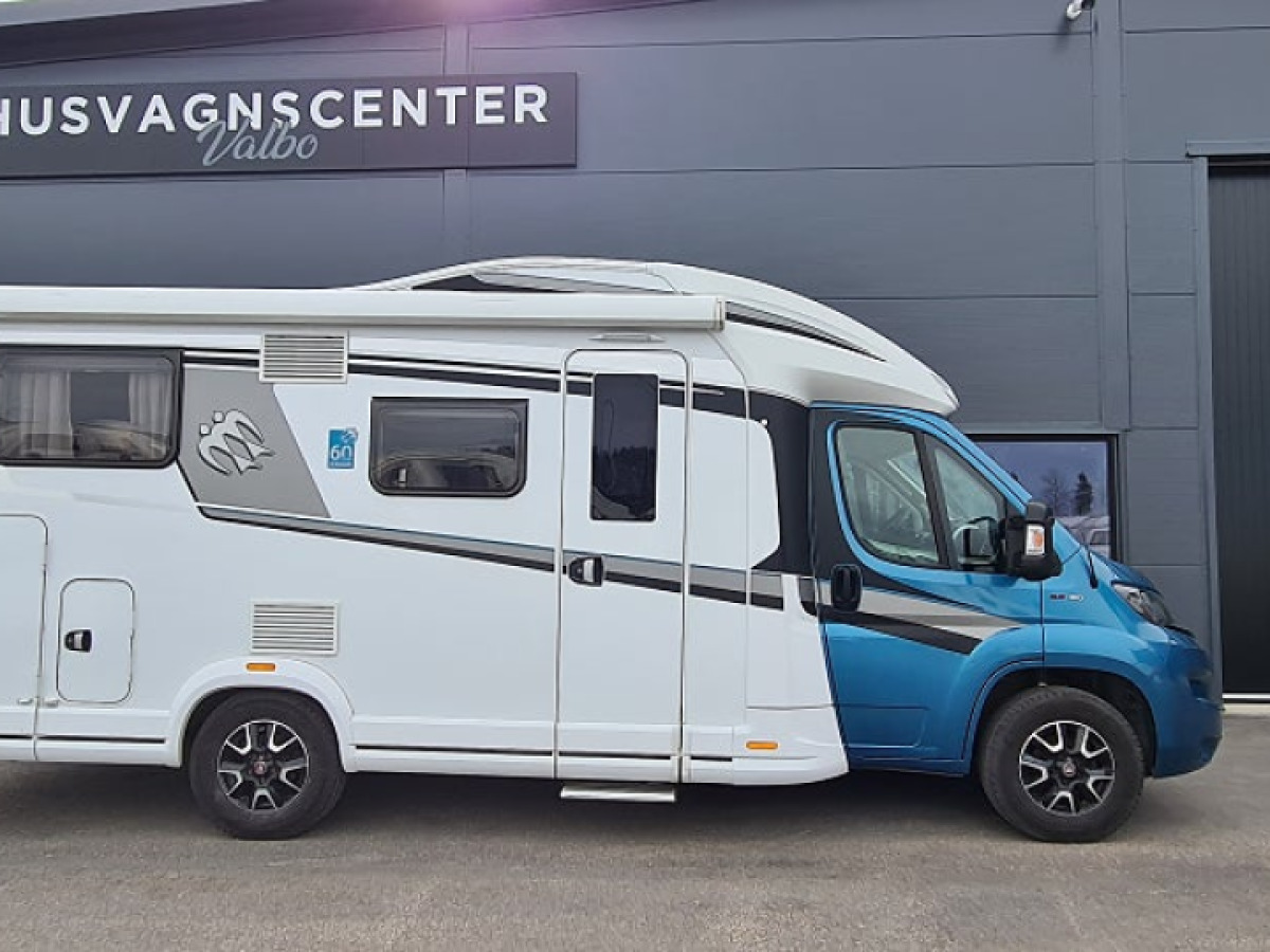 Knaus 650 MEG Sky wave automat långbädd Alde, bild 2 av 18