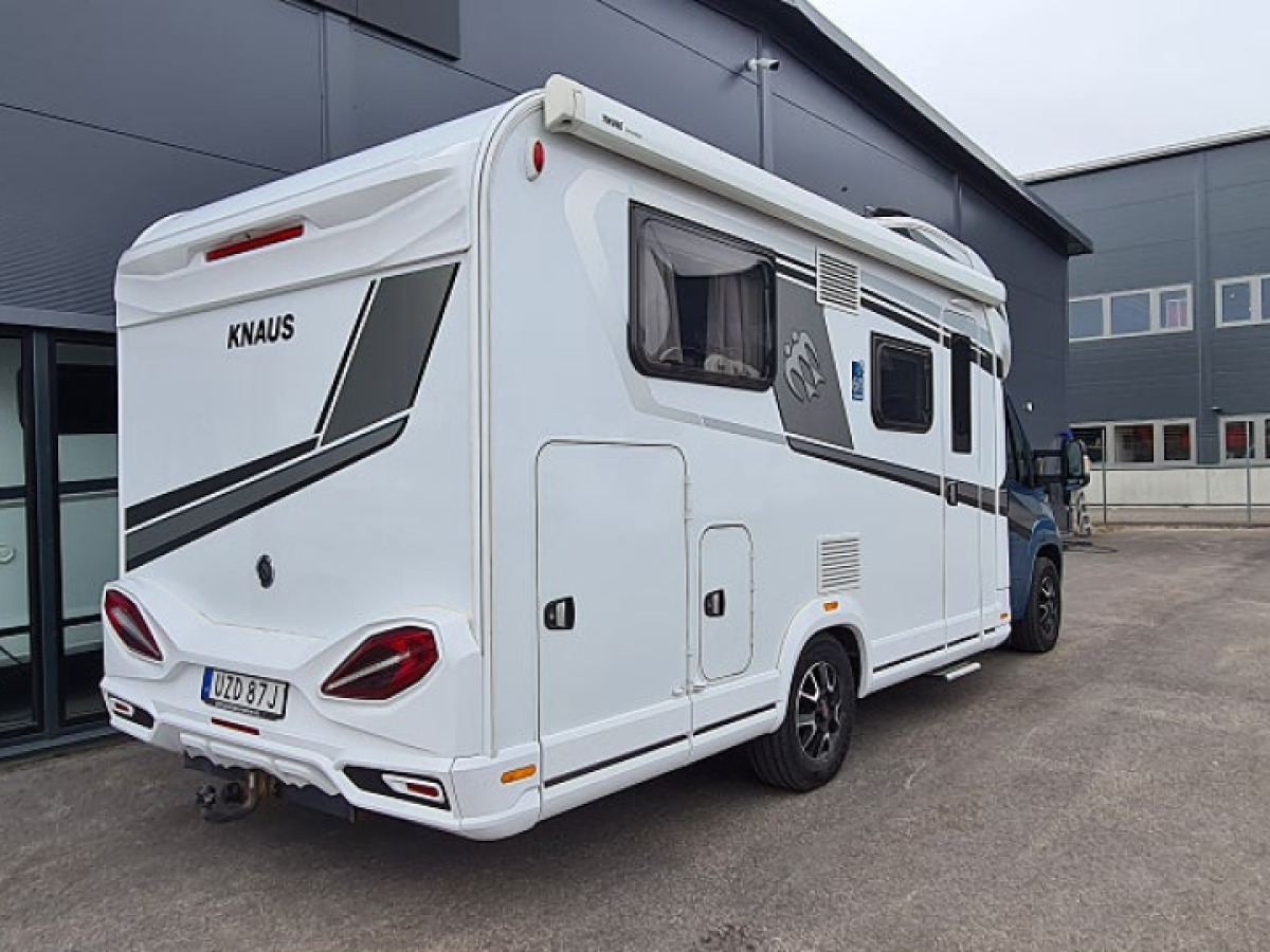 Knaus 650 MEG Sky wave automat långbädd Alde, bild 3 av 18