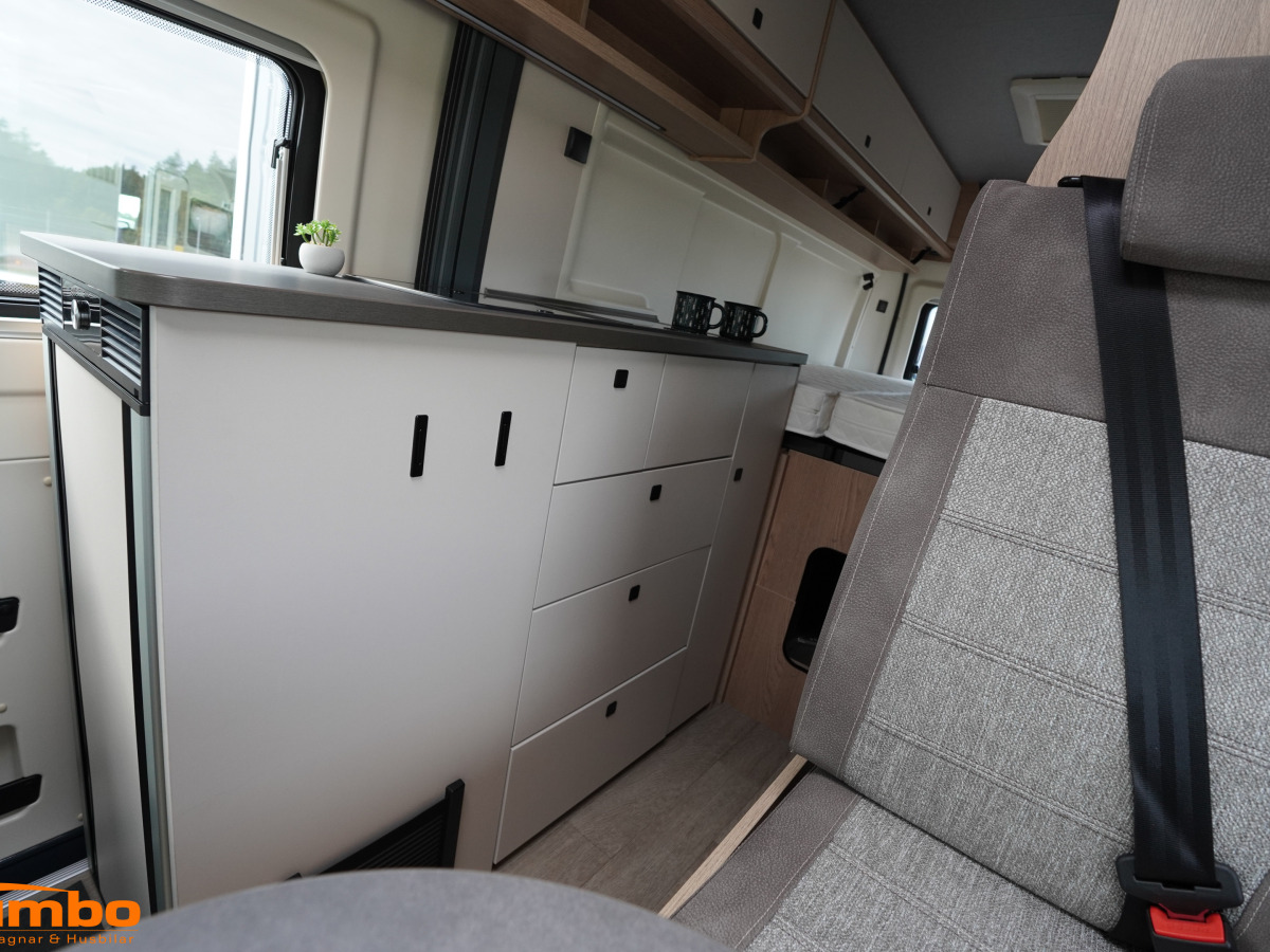 Hobby ONTOUR VAN 640 ET Automat 140hk Diselpanna, bild 8 av 19