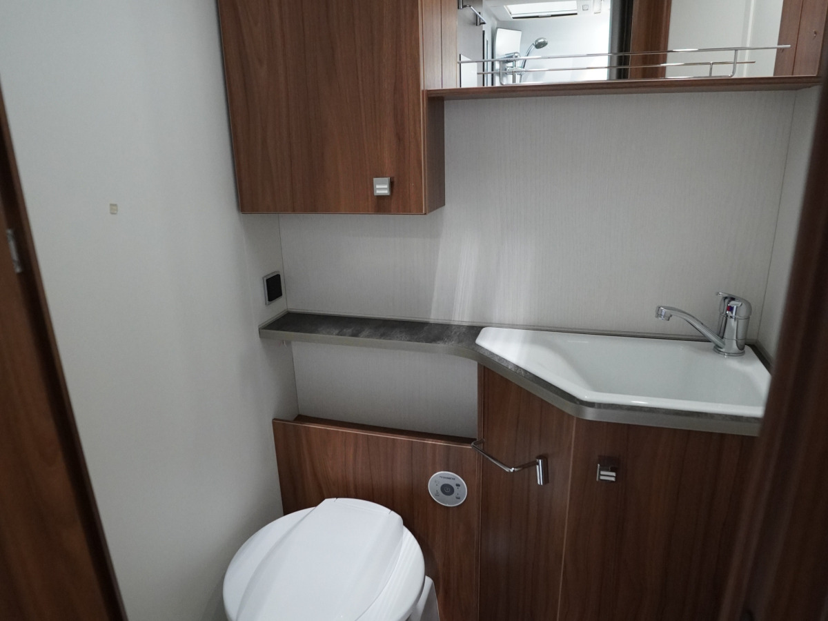 Pilote P740C, bild 16 av 22